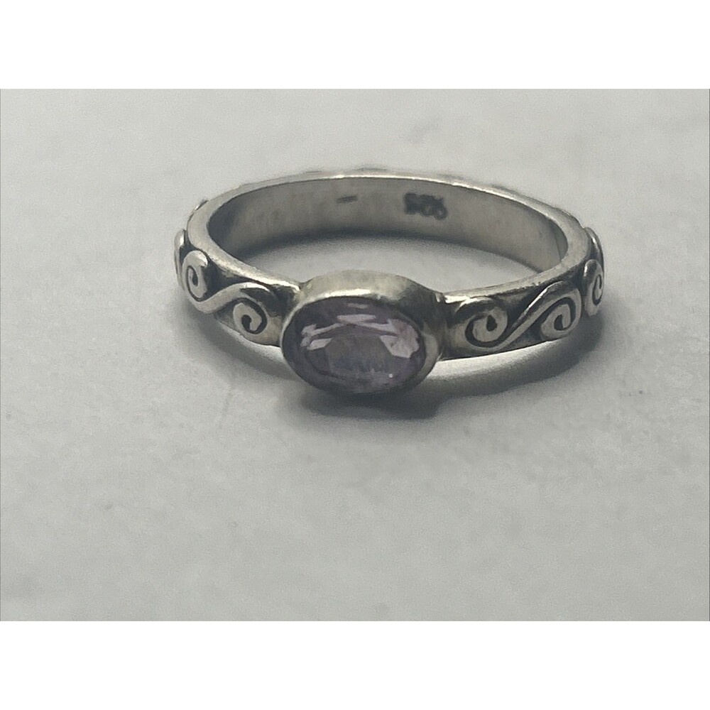 925 Sterling Silver Vintage Ring Carved design Oval Amethyst  Size 6, 925